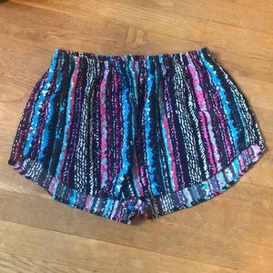 muticolored flowy shorts